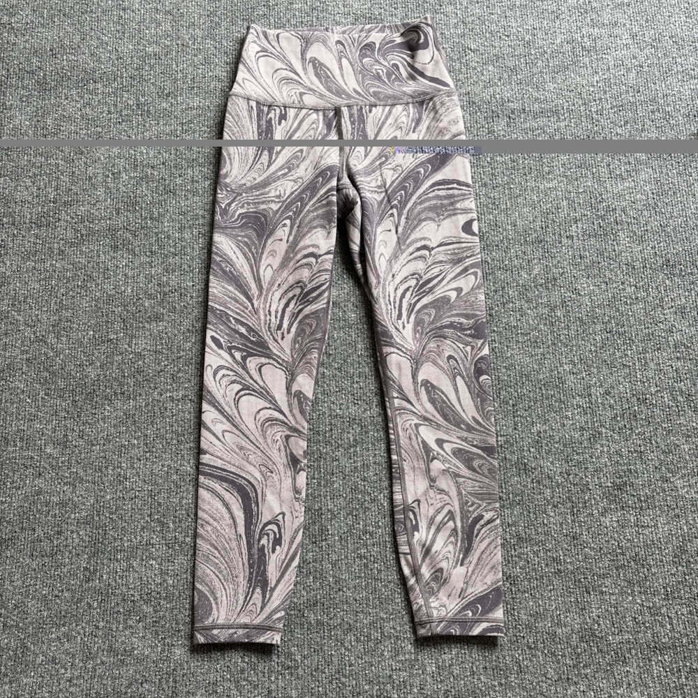 Athleta Transcend 7/8 Tight Leggings Women's XS Purple Marble Print